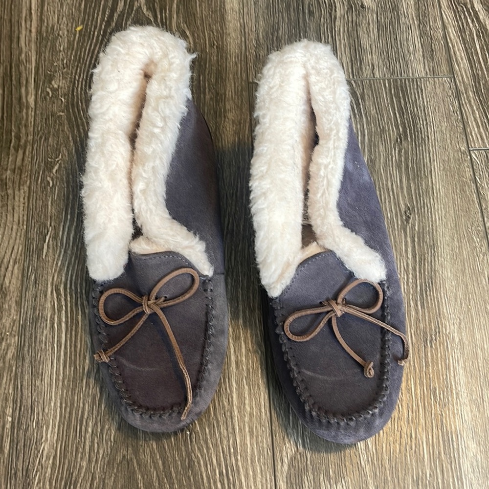 UGG Alena Slippers Moccasins Night Fall Suede Sheepskin Cuff Size US 9 Women